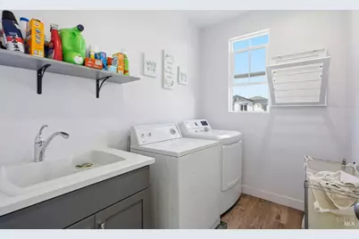 1617 Sorrel Street, Santa Rosa, CA 95403 - Photo 27