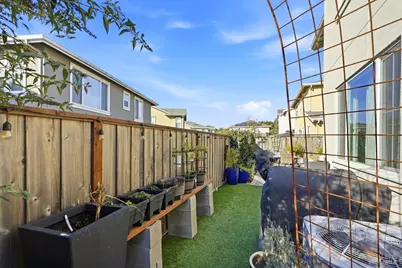 1617 Sorrel Street, Santa Rosa, CA 95403 - Photo 31