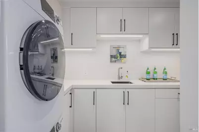 301 1st Street, Sonoma, CA 95476 - Photo 27