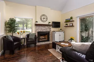 2734 Lakeview Dr, Santa Rosa, CA 95405 - Photo 5