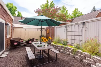 2734 Lakeview Drive, Santa Rosa, CA 95405 - Photo 29