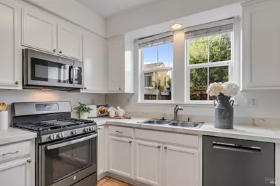 63 Gann Way, Novato, CA 94949 - Photo 13