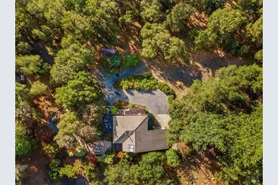 7061 Bennett Valley Road, Santa Rosa, CA 95404 - Photo 27