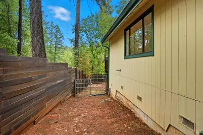 16610 Mountain View Drive, Cobb, CA 95426 - Photo 23