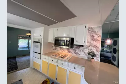 28 Springhill Court, Santa Rosa, CA 95409 - Photo 13