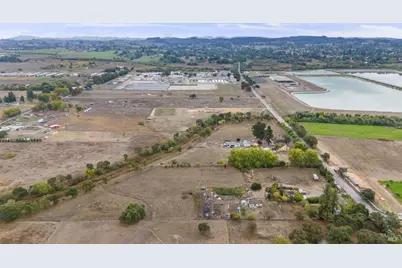 3960 Llano Road, Santa Rosa, CA 95407 - Photo 43