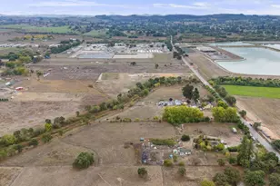 3960 Llano Rd, Santa Rosa, CA 95407 - Photo 43