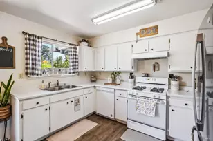 118 Garden Cir Way, Cloverdale, CA 95425 - Photo 17