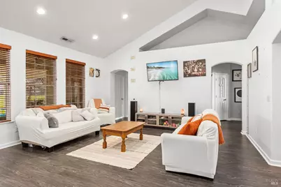 18094 Spyglass Road, Hidden Valley Lake, CA 95467 - Photo 5