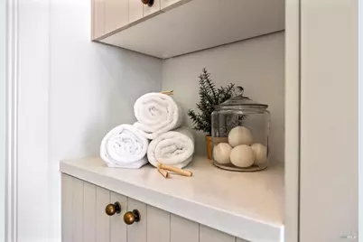 17285 Hillcrest Avenue, Sonoma, CA 95476 - Photo 47