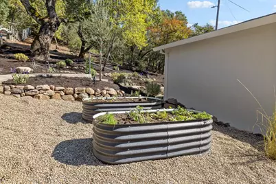 17285 Hillcrest Avenue, Sonoma, CA 95476 - Photo 77