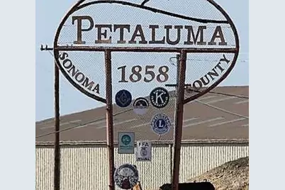 97 Candlewood Drive, Petaluma, CA 94954 - Photo 47