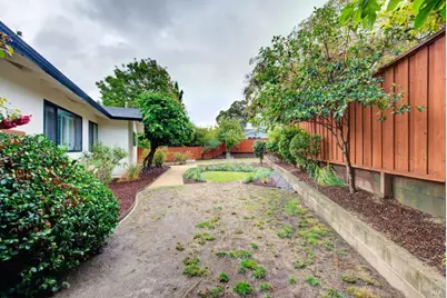 2407 Norton Street, Napa, CA 94558 - Photo 35