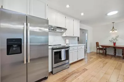 180 Barrio Way, Windsor, CA 95492 - Photo 11