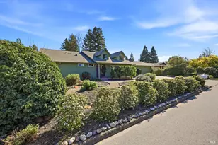 180 Barrio Way, Windsor, CA 95492 - Photo 5