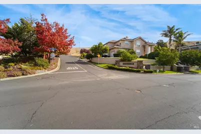 2302 Broadleigh Place, Vallejo, CA 94591 - Photo 39