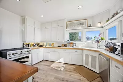 2350 Paradise Drive, Tiburon, CA 94920 - Photo 15