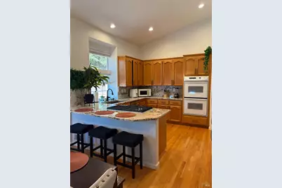 134 Grevillia Drive, Petaluma, CA 94952 - Photo 7