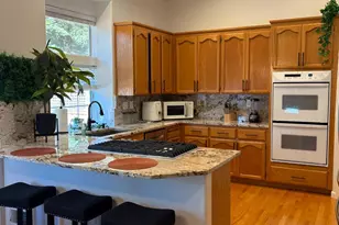 134 Grevillia Dr, Petaluma, CA 94952 - Photo 7