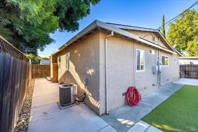 372 Acacia Street, Vacaville, CA 95688 - Photo 51