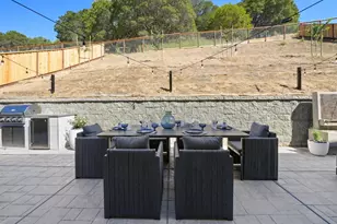 110 Erin Ct, San Rafael, CA 94903 - Photo 39