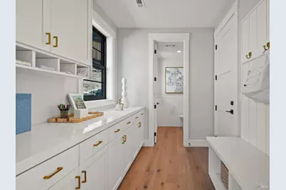 110 Erin Court, San Rafael, CA 94903 - Photo 7