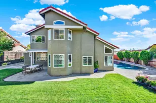 719 Rambleton Dr, Vacaville, CA 95688 - Photo 59