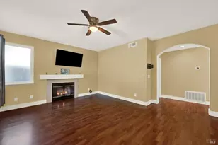 719 Rambleton Dr, Vacaville, CA 95688 - Photo 35