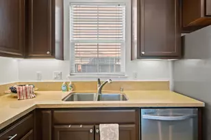 915 Liberty Dr, Suisun City, CA 94585 - Photo 13