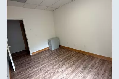 8911 Lakewood Drive, Windsor, CA 95492 - Photo 3