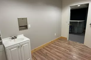 8911 Lakewood Dr, Windsor, CA 95492 - Photo 1