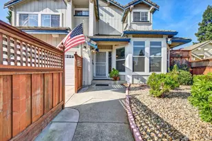 642 White Oak Ln, Vacaville, CA 95687 - Photo 3