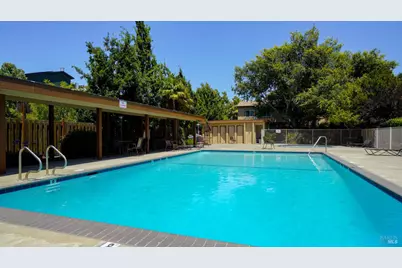 1558 Center Road #6, Novato, CA 94947 - Photo 23