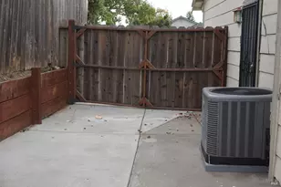 1048 Topsail Dr, Vallejo, CA 94591 - Photo 19