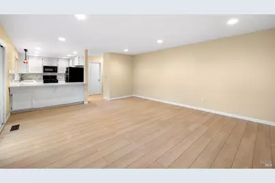 985 Hacienda Circle, Rohnert Park, CA 94928 - Photo 9