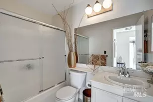 2825 Sundown Cir, Fairfield, CA 94533 - Photo 21