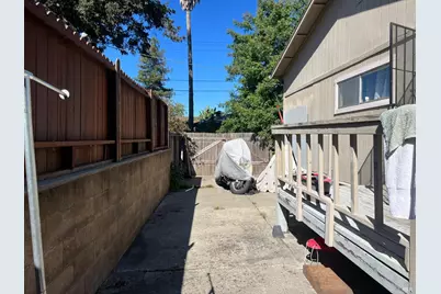 2057 Brown Street, Napa, CA 94559 - Photo 19