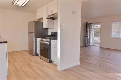 501 Mark Avenue, Vallejo, CA 94589 - Photo 7