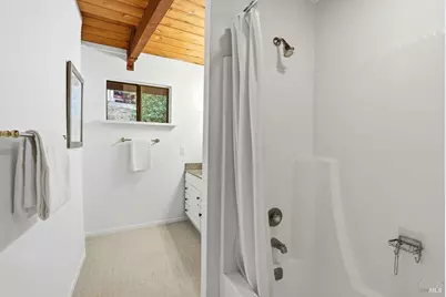 50 Oak Avenue, Novato, CA 94945 - Photo 17