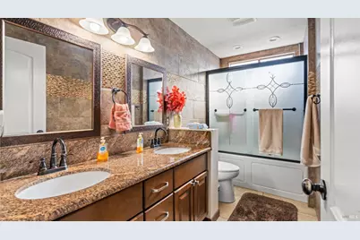 571 Greenwood Drive, Vacaville, CA 95687 - Photo 19