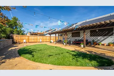 571 Greenwood Drive, Vacaville, CA 95687 - Photo 25