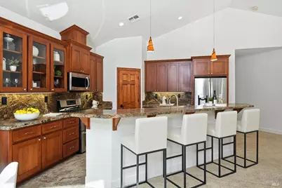 5251 Dry Creek Road, Napa, CA 94558 - Photo 15