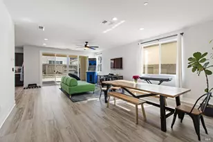 845 Cosmos Dr, Vacaville, CA 95687 - Photo 5