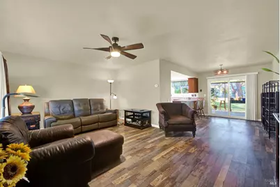 171 McKinley Circle, Vacaville, CA 95687 - Photo 9