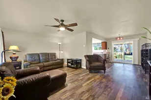 171 McKinley Cir, Vacaville, CA 95687 - Photo 9