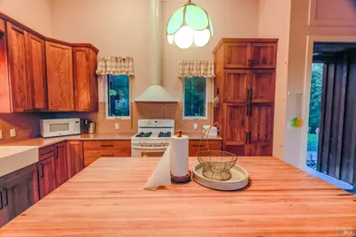 19801 Kelly Road, Geyserville, CA 95441 - Photo 33