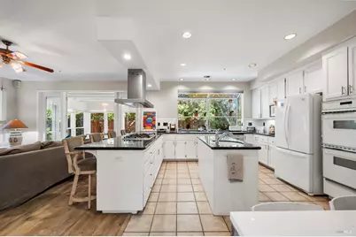 9 Emperor Court, Napa, CA 94558 - Photo 7