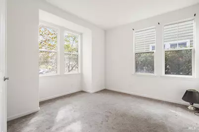 310 Sundance Avenue, Vallejo, CA 94592 - Photo 7