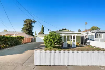 240 W Carolyn Drive, American Canyon, CA 94503 - Photo 3