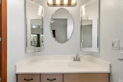 240 W Carolyn Drive, American Canyon, CA 94503 - Photo 33
